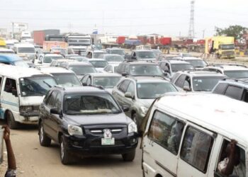 How Fuel, Cash Shortages Delaying Lagos-Ibadan Expressway-Controller