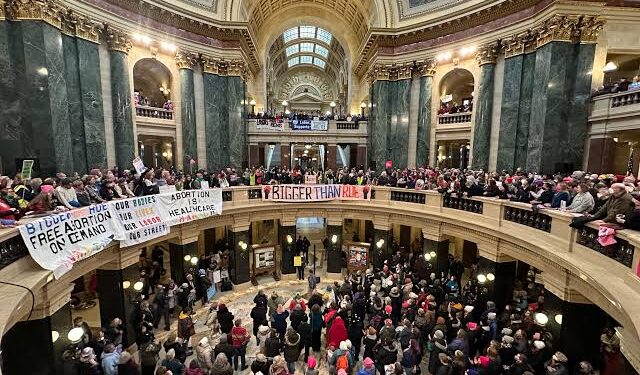 US Abortion Providers Relieved But Wary As Supreme Court Preserves Pill Access