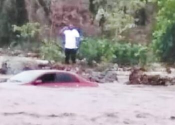 Houses, Vehicles Submerged As Floods Hit Estate In Abuja