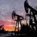 Oil Prices Down 1% On Strong Dollar, China Economy Worries