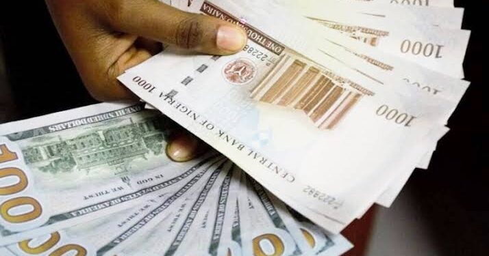 Worries, Anxiety As Nigeria’s Naira Falls To N1350/$ At Parallel Market