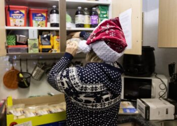 Rising Cost of Food Items, PoS Charges Knock Consumers Off Balance