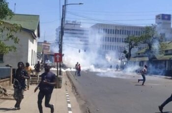Police Fire Tear Gas At Protesters In Lagos, Abuja, Kano