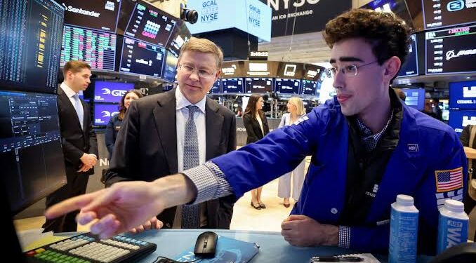 Shares Dither, Oil Slides As Tariffs Fan Growth Worries