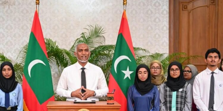 Maldives, Island Republic Southwest Of India,Bans People Born After 2007 From Smoking