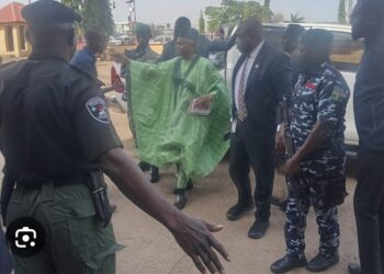 Finally ICPC Arraigns El-Rufai, Arrives Kaduna Court Under Heavy Security 