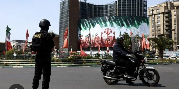 Amid Airstrikes, Iran Defiant On Eve Of Trump’s Ceasefire Deadline