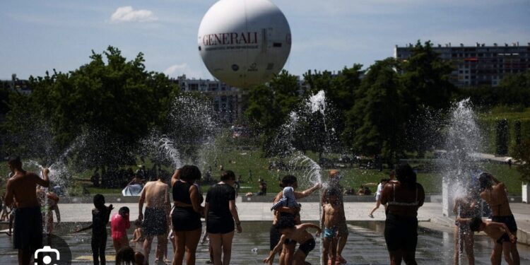 Temperatures To Exceed 40C In European Heatwave As Three Die In France