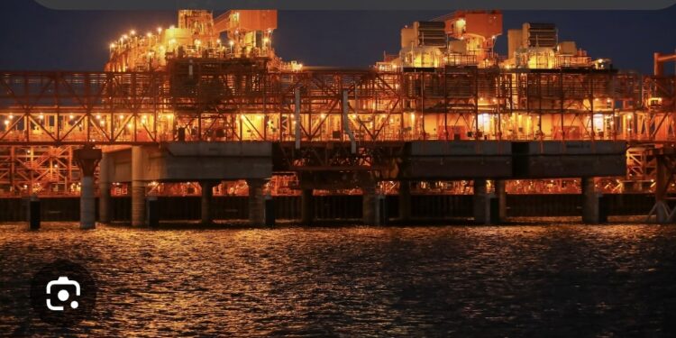 Oil Rises On Intensifying US-Iran Hostilities, Threat Of Red Sea Closure