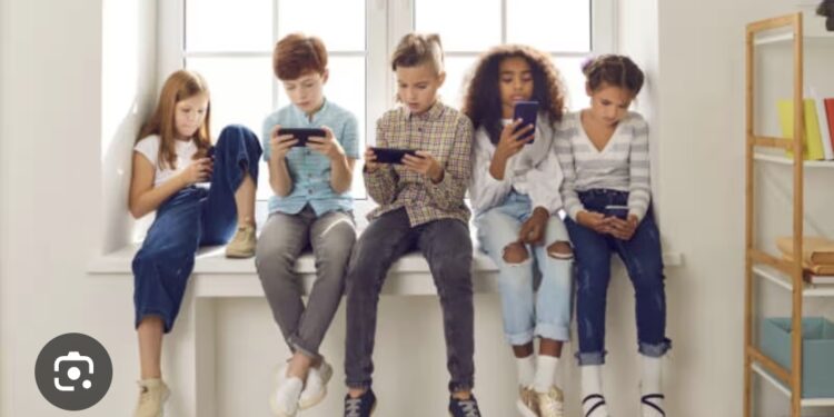 From Australia To Europe, Countries Move To Curb Children’s Social Media Access