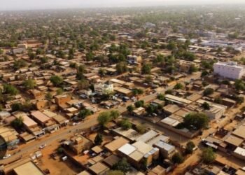 Rival Factions Stand Off In Niger Capital After Mutineers Attack Airport, Presidency