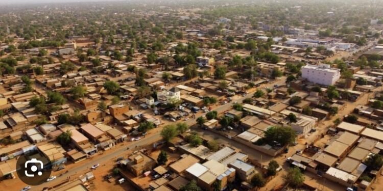 Rival Factions Stand Off In Niger Capital After Mutineers Attack Airport, Presidency